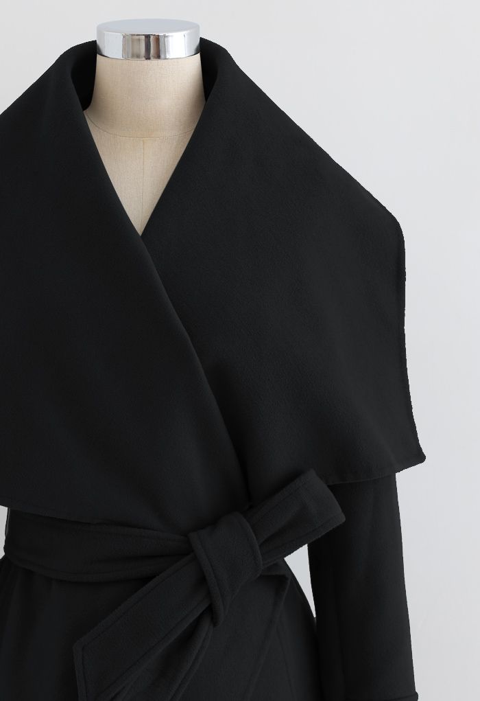 Casaco de mistura de lã com cinto de lapela larga em preto