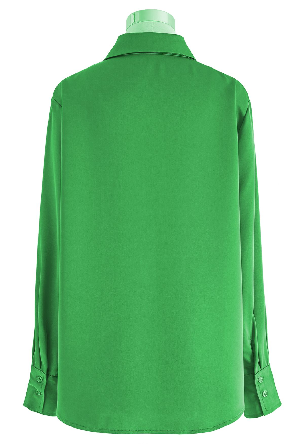 Camisa abotoada com acabamento acetinado em verde
