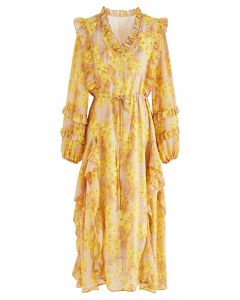 Elegante vestido de chiffon com babado floral e amarração na cintura em amarelo